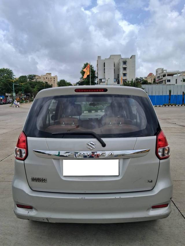 https://images10.gaadi.com/usedcar_image/4623845/original/processed_3264ff85340e7dca582ec4e22e1b85d9.jpg?imwidth=6402