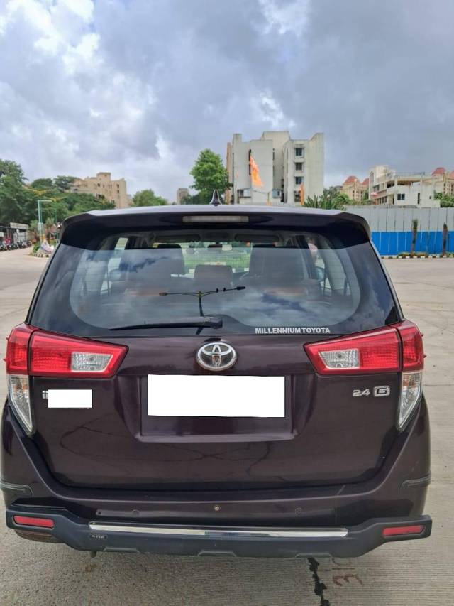 https://images10.gaadi.com/usedcar_image/4623853/original/processed_3d48442d0b0bb2097c4b3322678f0d9c.jpg?imwidth=6402