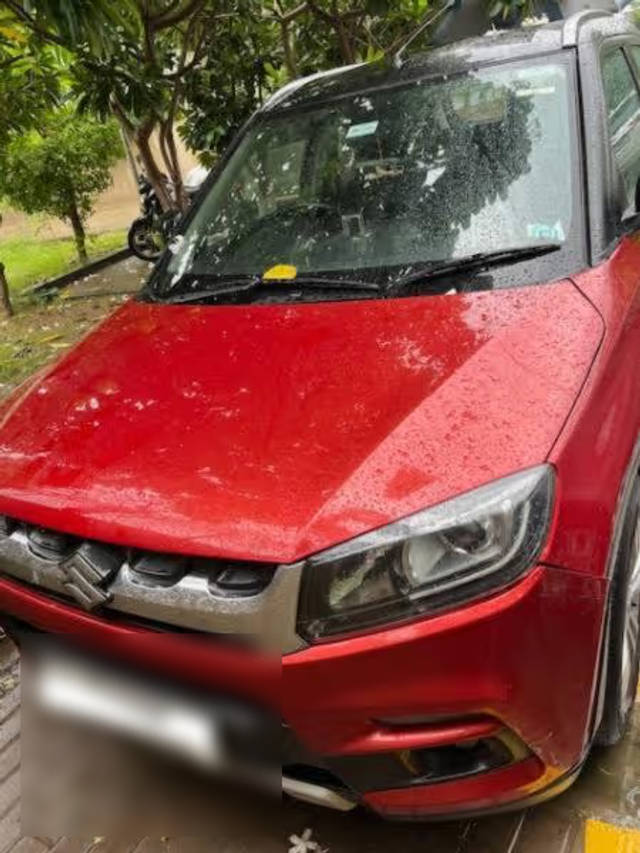 https://images10.gaadi.com/usedcar_image/4623870/original/b92562c7-2f0a-4d1b-8df5-efcd9704c6f1.png?imwidth=6402