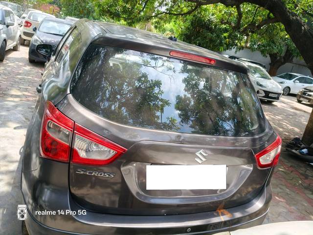 https://images10.gaadi.com/usedcar_image/4623902/original/processed_9e9765315eb71c583e65ed561a7d67d8.jpg?imwidth=6401