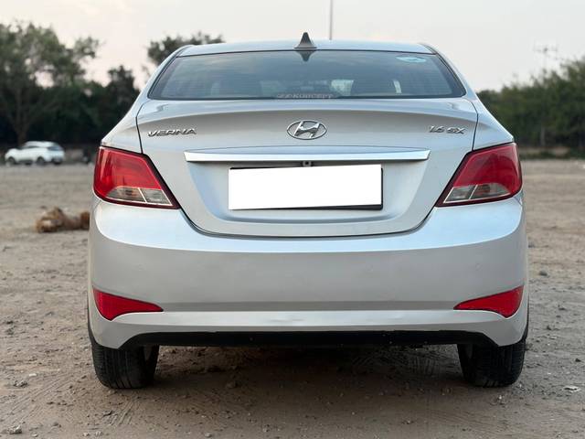 https://images10.gaadi.com/usedcar_image/4623912/original/processed_64664718f0c3f6c7aa73b3054e0fc51c.jpg?imwidth=6401
