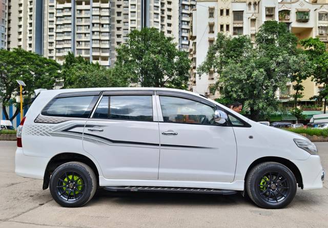 https://images10.gaadi.com/usedcar_image/4623913/original/4f98f8e72a9719b51a9b3d5f38c7dc11.jpg?imwidth=6401