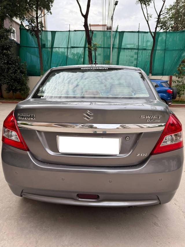 https://images10.gaadi.com/usedcar_image/4623931/original/processed_348822dc-1c0b-4ea2-8c38-303c32559772.jpg?imwidth=6400