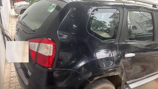 https://images10.gaadi.com/usedcar_image/4623956/original/e4263654-d952-40ac-81ea-576bfc6f6328.png?imwidth=6400