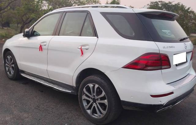 https://images10.gaadi.com/usedcar_image/4623967/original/processed_a3b8c34efa74c81ed2314ca6d583b1e1.jpg?imwidth=6402