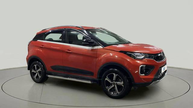 https://images10.gaadi.com/usedcar_image/4623976/original/c0e8d6f712005ec3a7f99de5df42fbb3.jpg?imwidth=6400