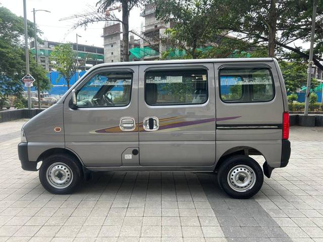 https://images10.gaadi.com/usedcar_image/4623985/original/d8d859c97c981d19f4886ad778f4320e.jpg?imwidth=6402