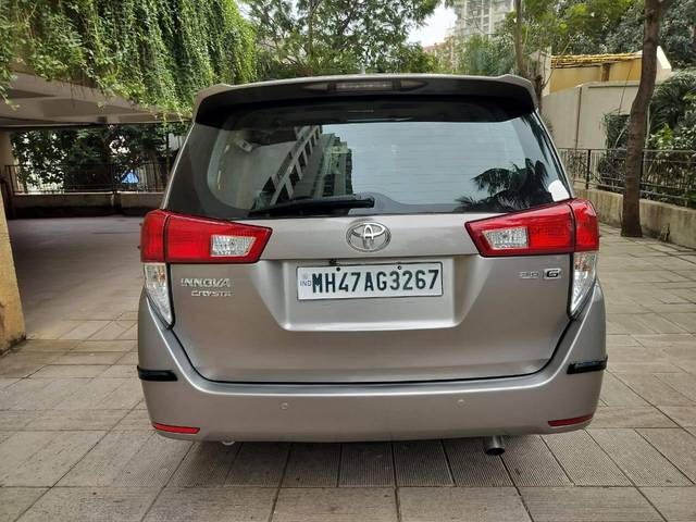 https://images10.gaadi.com/usedcar_image/4623987/original/processed_edf73e4fff683c1c1481037884767459.jpg?imwidth=6402