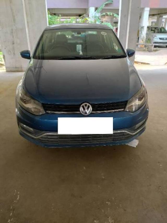 https://images10.gaadi.com/usedcar_image/4623996/original/processed_aa966751-ca5c-4fe7-aa7e-831c1d35ac54.jpg?imwidth=6402