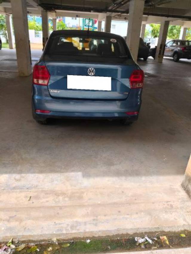 https://images10.gaadi.com/usedcar_image/4623996/original/processed_da269eaa-368b-4ae0-8c14-03bcd8eff1b3.jpg?imwidth=6401