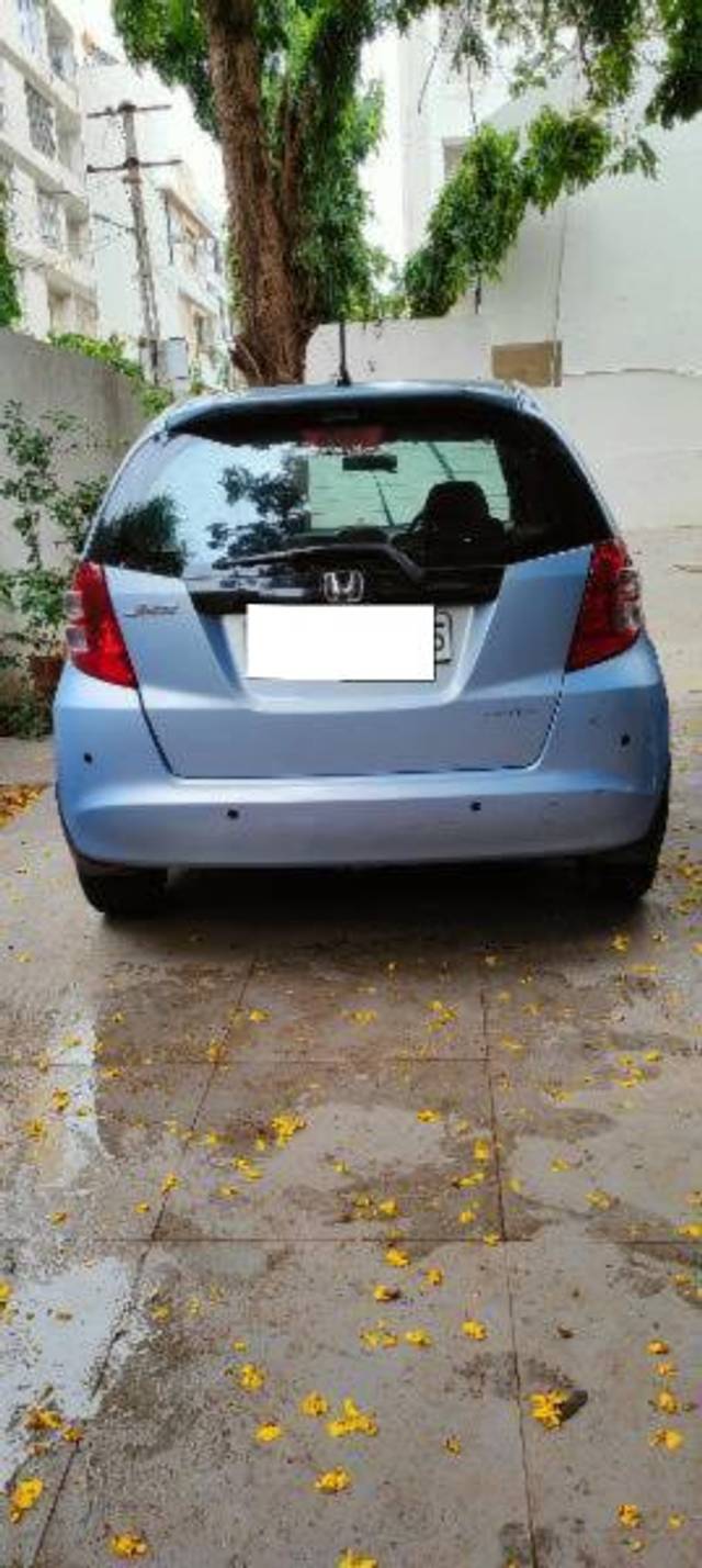 https://images10.gaadi.com/usedcar_image/4624011/original/processed_9ff5a016-4096-495c-b28c-3c6498ae9a1d.jpg?imwidth=6401