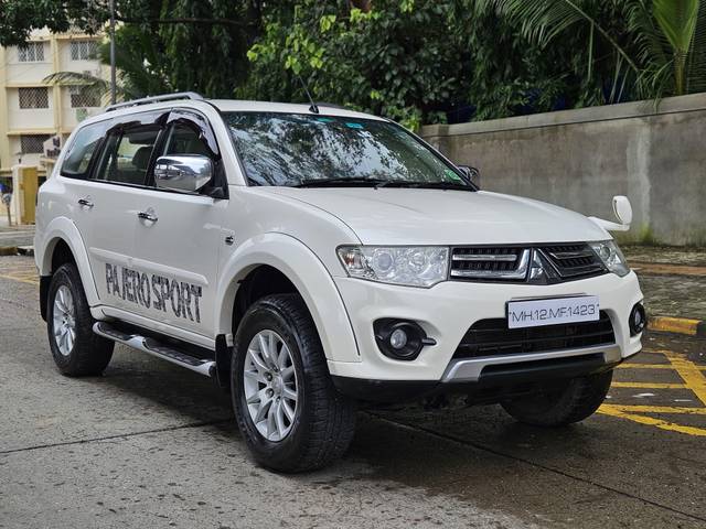 https://images10.gaadi.com/usedcar_image/4624015/original/processed_ef52976a41cb2c33fa0a7fafd840505c.jpg?imwidth=6400
