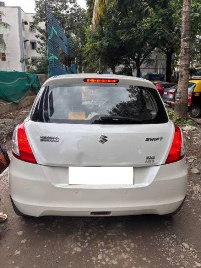 https://images10.gaadi.com/usedcar_image/4624018/original/processed_ae0ff290-db8c-4d28-bc90-cff94e42a8b6.jpeg?imwidth=6401