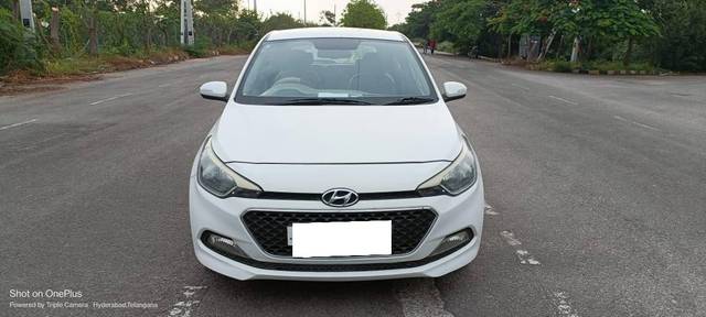 https://images10.gaadi.com/usedcar_image/4624039/original/processed_c67c1acbf2aef75ac6d119588ba74a4b.jpg?imwidth=6400