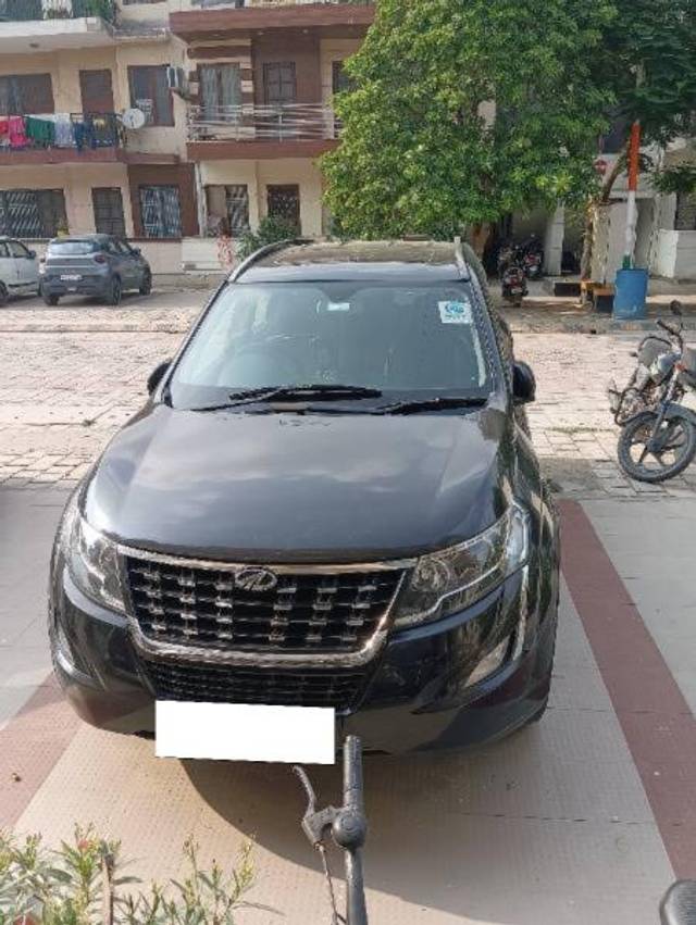 https://images10.gaadi.com/usedcar_image/4624077/original/processed_425945ec-bb79-4a17-887c-1173fa27eea0.jpg?imwidth=6402