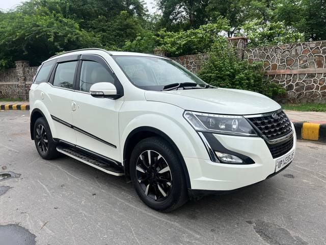 https://images10.gaadi.com/usedcar_image/4624092/original/processed_20bb0336cdeb074d64587e7b38ebe61d.jpg?imwidth=6400