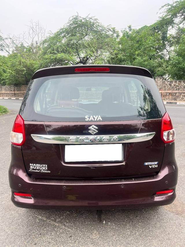 https://images10.gaadi.com/usedcar_image/4624096/original/processed_bcfafd8044c3358fae2a7c9a3773e4ee.jpg?imwidth=6402