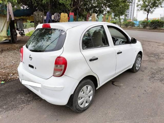 https://images10.gaadi.com/usedcar_image/4624153/original/processed_0d506ab4-0183-46ee-96e1-dbad7e1efecf.jpg?imwidth=6401