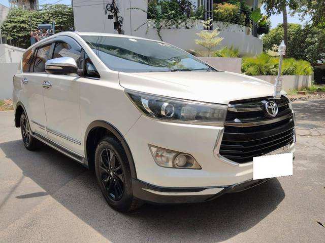 https://images10.gaadi.com/usedcar_image/4624160/original/processed_022e30fe42947a274bb829c74525d2f4.jpg?imwidth=6400
