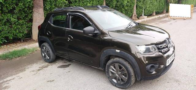 https://images10.gaadi.com/usedcar_image/4624188/original/processed_1d692ba0ae5b93d781a143237339285b.jpg?imwidth=6401