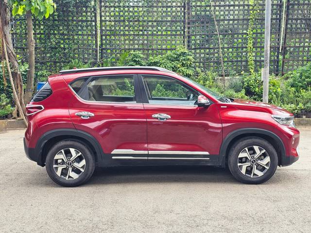 https://images10.gaadi.com/usedcar_image/4624231/original/4e729a5f6efde8e27c419931c60b9142.jpg?imwidth=6401
