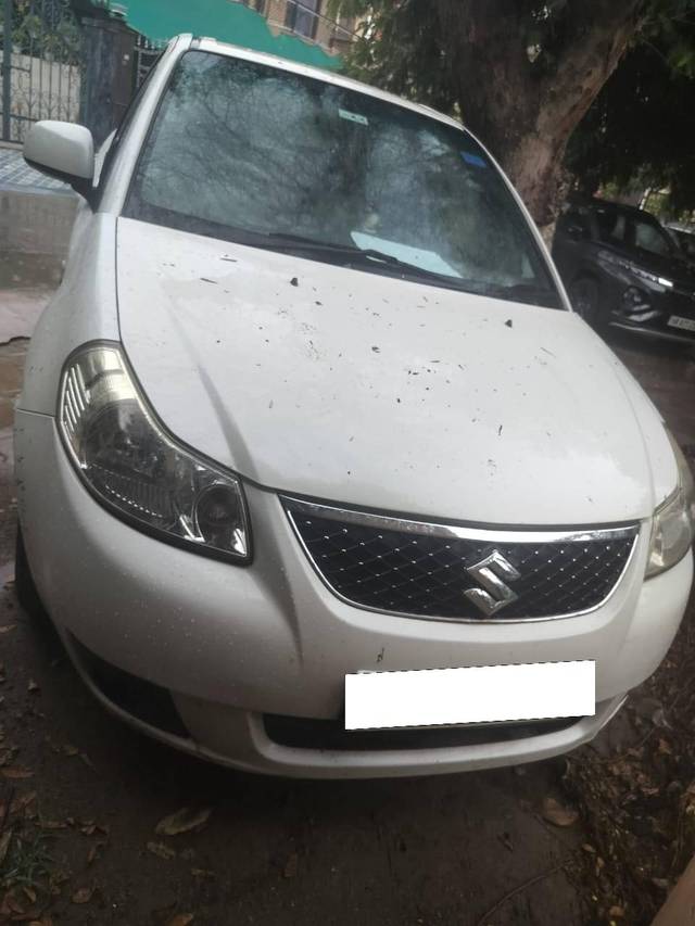 https://images10.gaadi.com/usedcar_image/4624268/original/processed_fe7fb89d-429a-49e2-ad4d-058ca4d58009.jpg?imwidth=6401