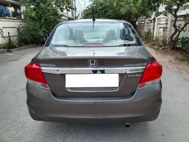 https://images10.gaadi.com/usedcar_image/4624299/original/processed_322438eb6a3967eee0fc26f6fa005d50.jpg?imwidth=6402