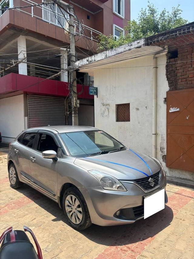 https://images10.gaadi.com/usedcar_image/4624309/original/processed_e60ebaa0-811e-48ec-b06a-eb27f22a999d.jpg?imwidth=6400