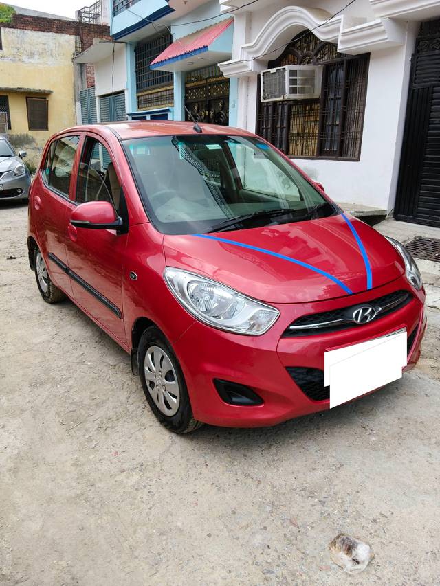 https://images10.gaadi.com/usedcar_image/4624317/original/processed_7f3d9b69-17bb-4ec9-8905-34b25c7d3d16.jpg?imwidth=6400