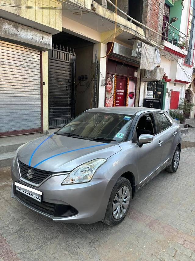 https://images10.gaadi.com/usedcar_image/4624321/original/processed_804d94cd-a4e3-4968-b331-dc9a645cbd4d.jpg?imwidth=6402