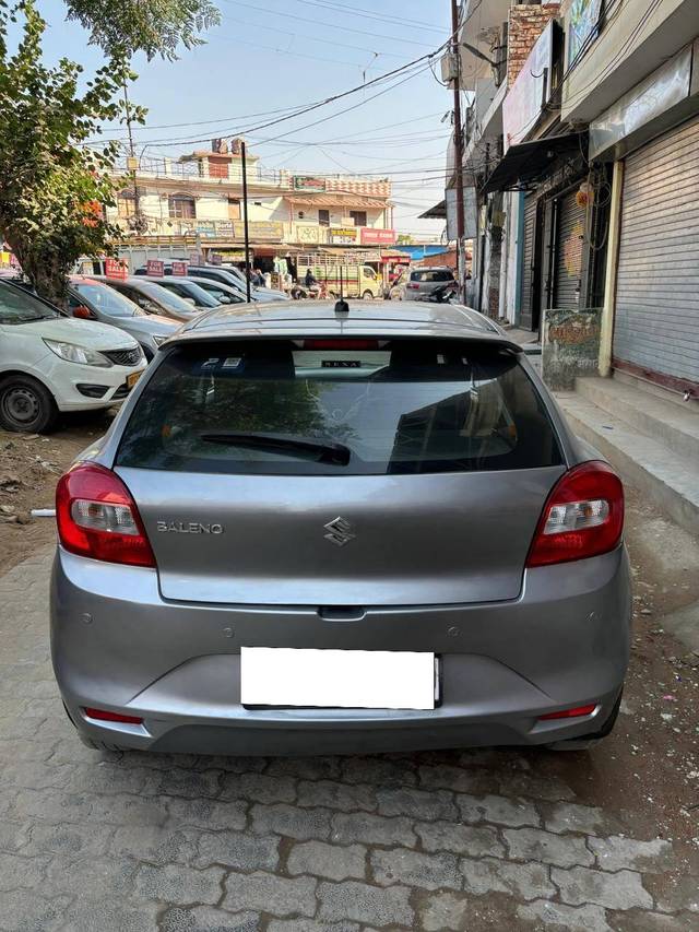 https://images10.gaadi.com/usedcar_image/4624321/original/processed_88952a96-89a6-4238-9d0e-36f4a6b30b7d.jpg?imwidth=6401