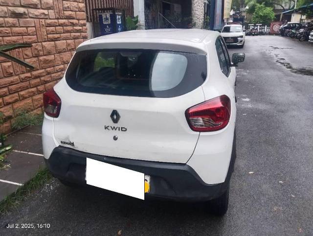 https://images10.gaadi.com/usedcar_image/4624327/original/processed_4a60f250-7701-43ba-bbaa-f9ef4994928e.jpg?imwidth=6401