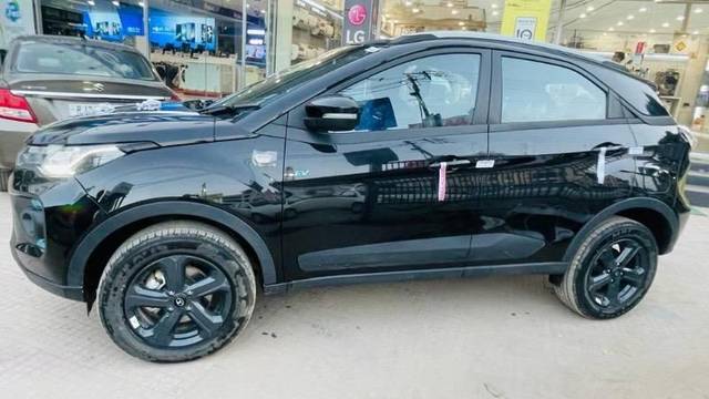 https://images10.gaadi.com/usedcar_image/4624349/original/processed_405c0b15-91ec-4179-83e9-b5cfadf07347.jpeg?imwidth=6400