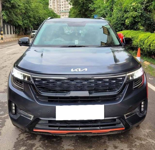 https://images10.gaadi.com/usedcar_image/4624356/original/processed_3702cda84d36d4c0b8659f48818c5215.jpg?imwidth=6400