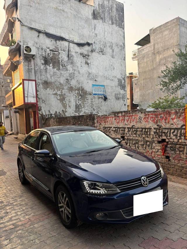 https://images10.gaadi.com/usedcar_image/4624361/original/processed_9016b660-a7ee-4058-af6a-6bfc63dfd1fe.jpg?imwidth=6400