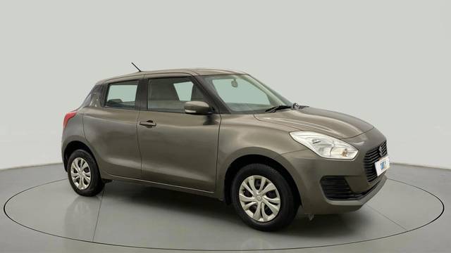 https://images10.gaadi.com/usedcar_image/4624369/original/10490bd87c92d0407d50f4b6591c0f2d.jpg?imwidth=6400
