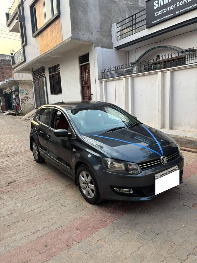 https://images10.gaadi.com/usedcar_image/4624385/original/processed_1d4dfcf3-327f-4309-a52d-26b1b6eaa195.jpg?imwidth=6400
