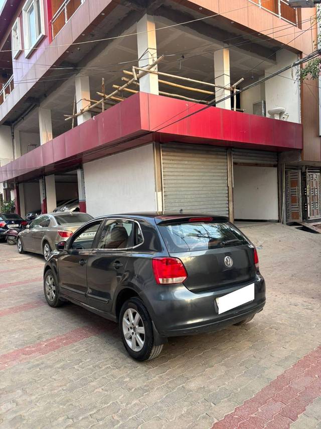 https://images10.gaadi.com/usedcar_image/4624385/original/processed_8907bb0b-2b4e-4626-9275-09762d21e089.jpg?imwidth=6402