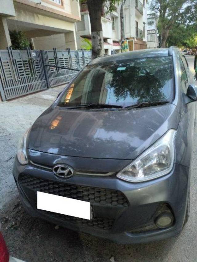 https://images10.gaadi.com/usedcar_image/4624399/original/processed_67734f90-7fe3-4369-8d6b-ecb380fd7162.jpg?imwidth=6400