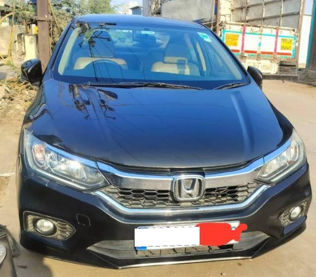 https://images10.gaadi.com/usedcar_image/4624465/original/processed_f5c60cc2-9f23-43e5-ac36-0af02e407461.jpg?imwidth=6400