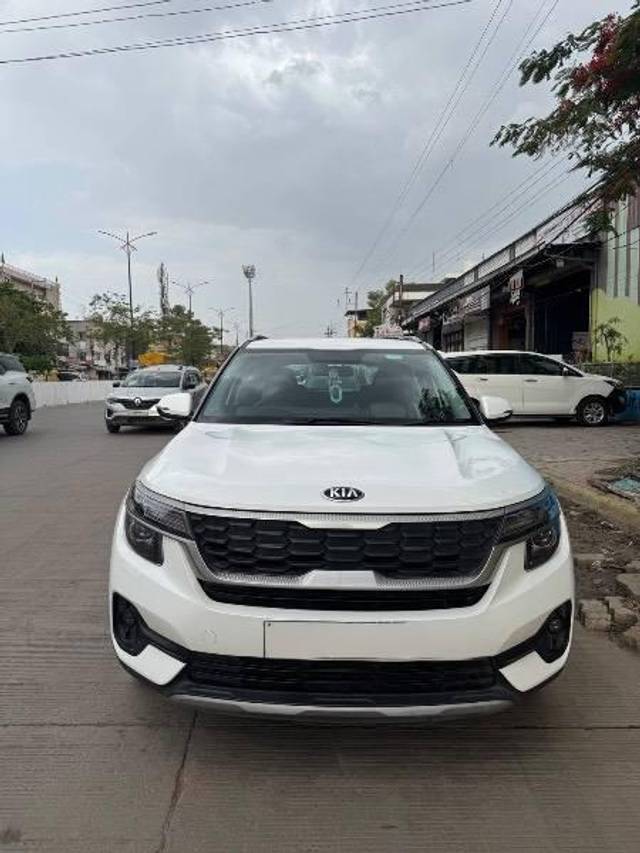 https://images10.gaadi.com/usedcar_image/4624471/original/processed_33460809-263d-4896-b7a8-2ceea96c82a6.jpeg?imwidth=6402