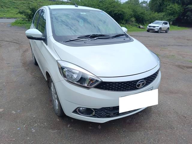 https://images10.gaadi.com/usedcar_image/4624482/original/processed_4a7277895b0f2f6a9c67b9284a9a2bdf.jpg?imwidth=6400