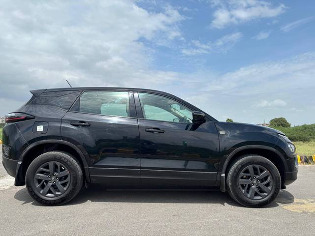 https://images10.gaadi.com/usedcar_image/4624506/original/processed_cbc6c2fb4fb573313b0ef72f7861471b.jpg?imwidth=6401
