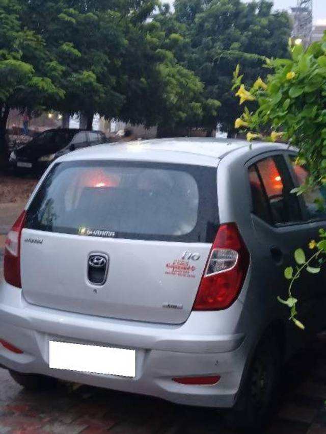 https://images10.gaadi.com/usedcar_image/4624512/original/processed_20bf937c-c49d-4810-a707-9f466ee33d7c.jpg?imwidth=6401