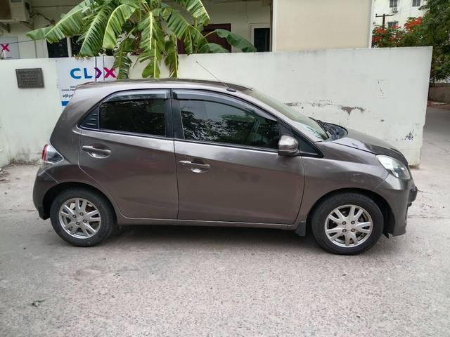https://images10.gaadi.com/usedcar_image/4624523/original/processed_52980f5a7cef840a764b0ad84e366a29.jpg?imwidth=6401
