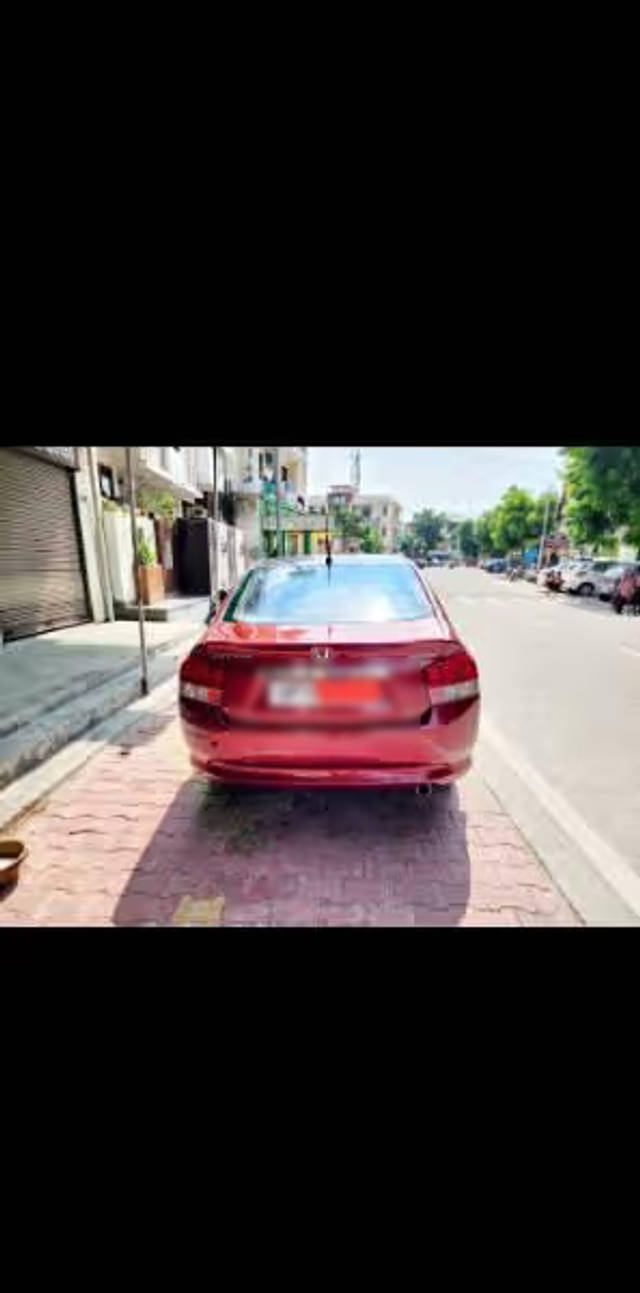 https://images10.gaadi.com/usedcar_image/4624584/original/a170b2a9-f311-486c-8e33-55020699a5bf.png?imwidth=6400