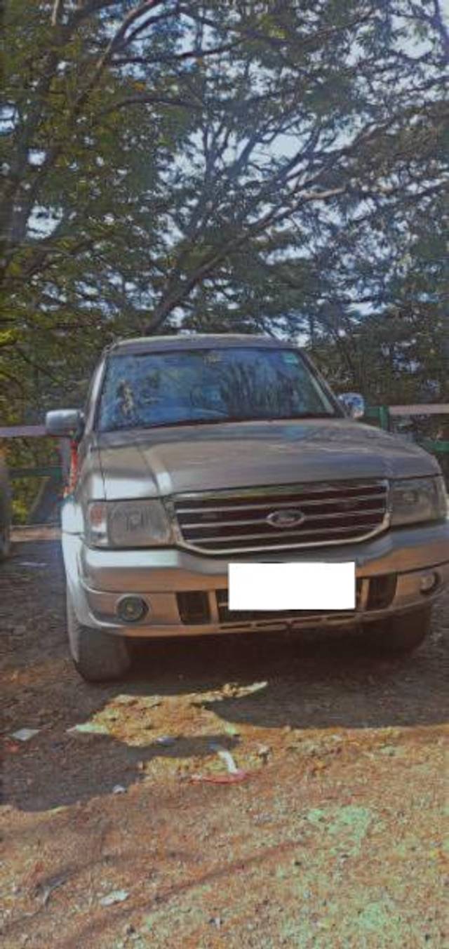 https://images10.gaadi.com/usedcar_image/4624596/original/processed_e7f2d6ba-44fb-4a58-9e2d-f3141f0c2c2f.jpg?imwidth=6400