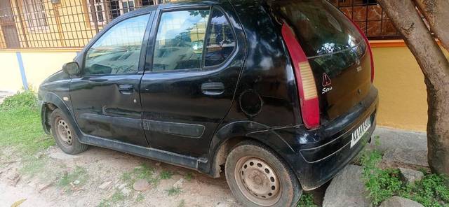 https://images10.gaadi.com/usedcar_image/4624597/original/processed_1b94efd0-351c-44c3-baa3-edae645a38f8.jpg?imwidth=6400