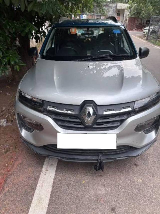 https://images10.gaadi.com/usedcar_image/4624601/original/processed_4421ee8a-2b57-4a3f-8e87-0943cd030ac4.jpeg?imwidth=6400