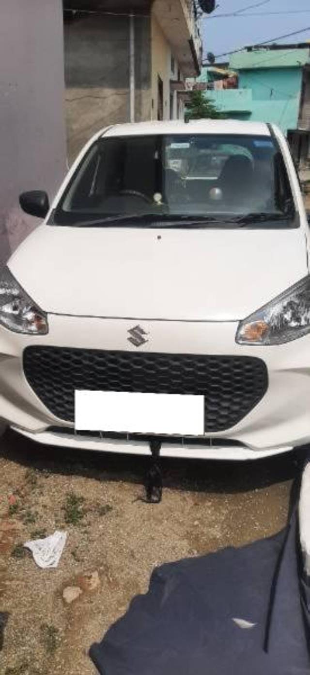 https://images10.gaadi.com/usedcar_image/4624602/original/processed_4493440c-166d-4190-bf5d-8bcfc2cc7987.jpg?imwidth=6402